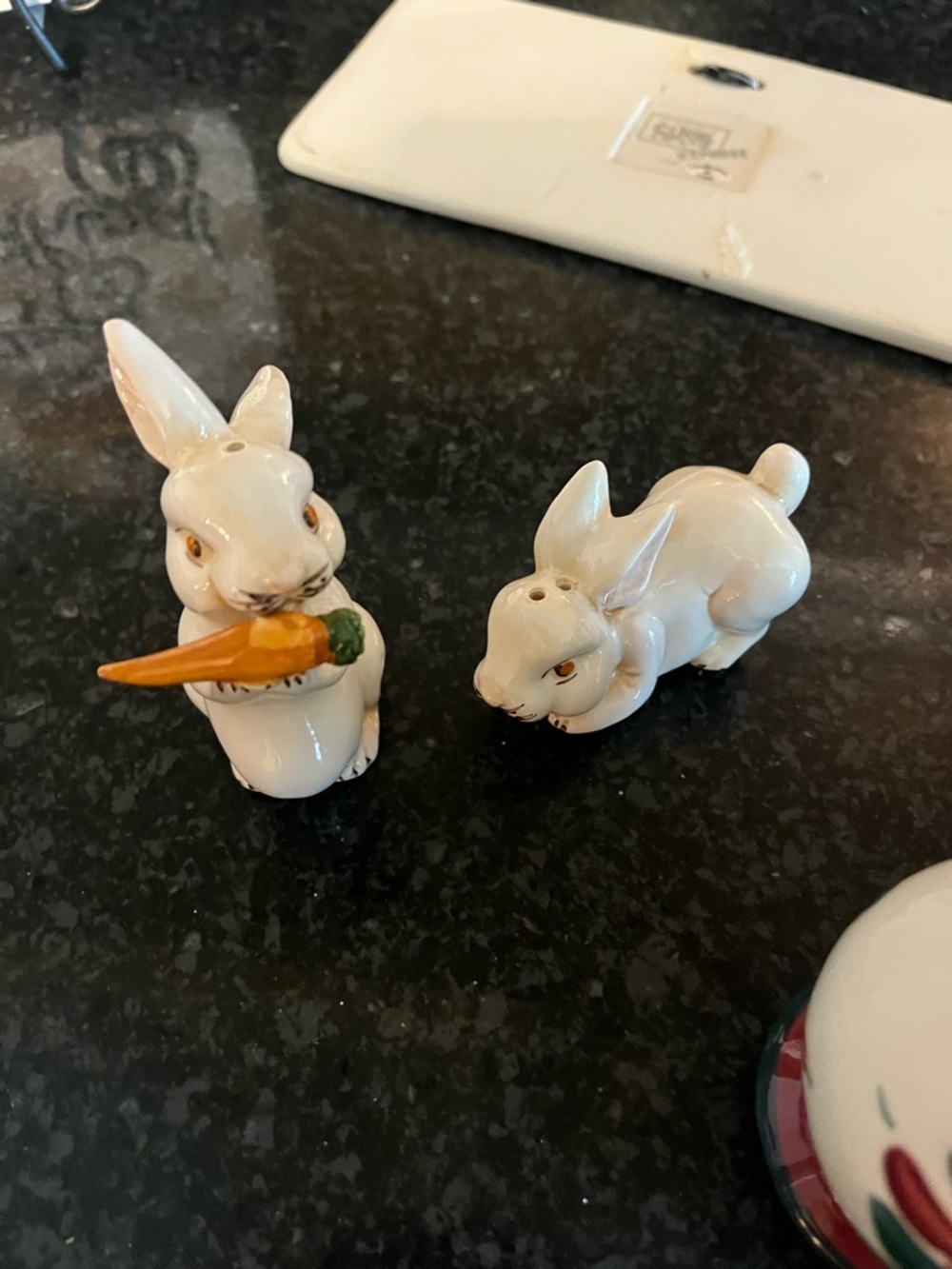 vintage bunny rabbit salt and pepper shakers